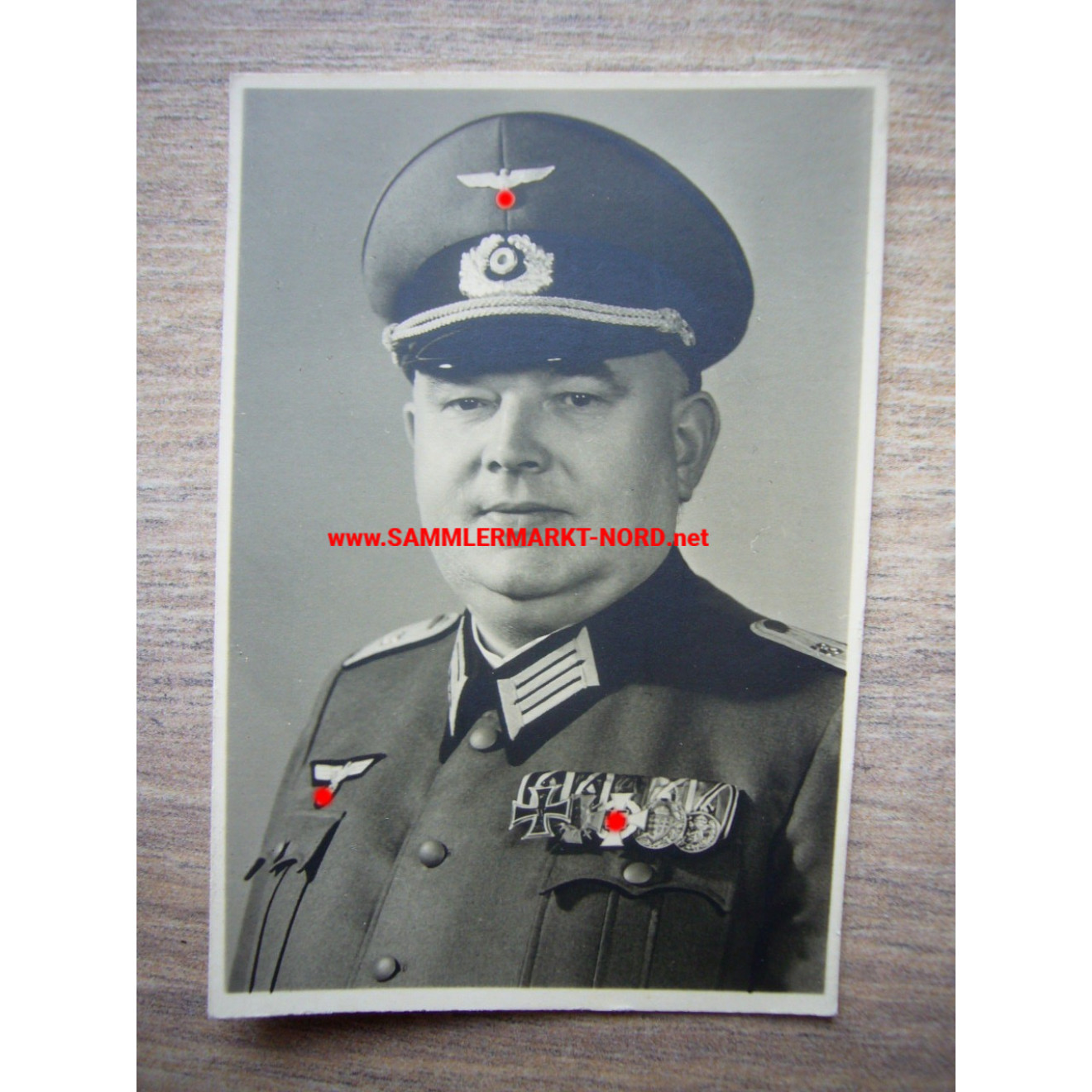 Wehrmacht Leutnant mit Ordenspange