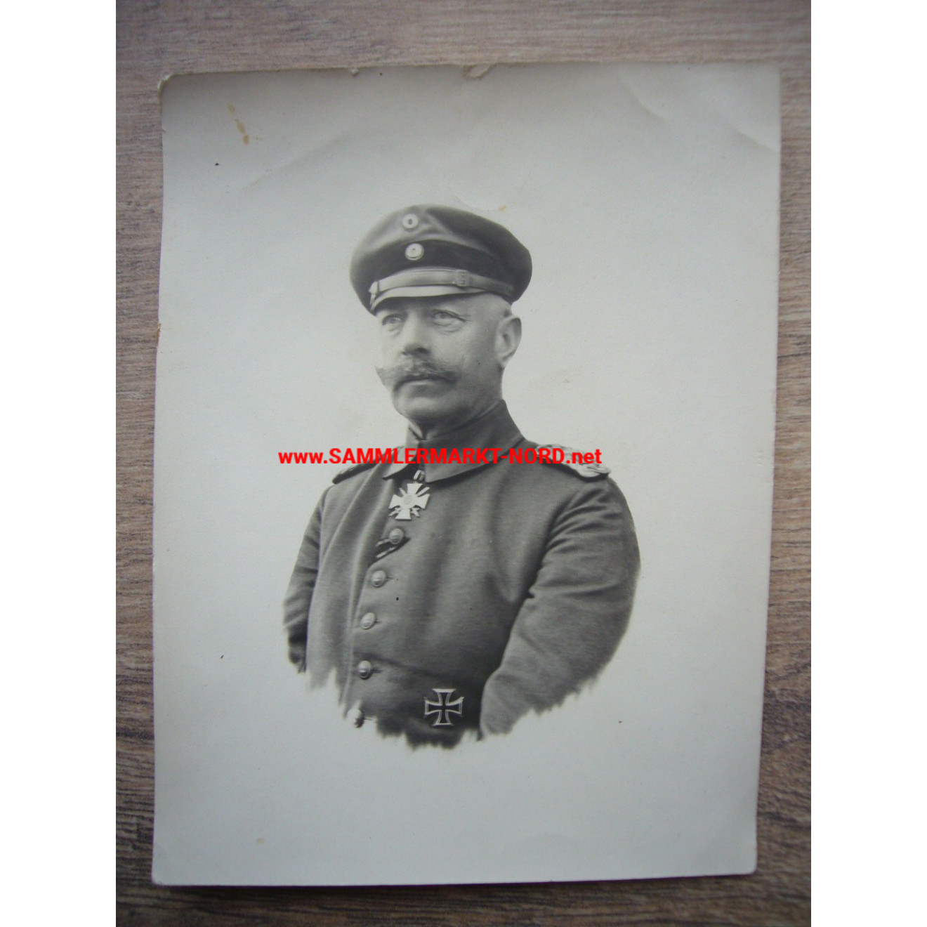Colonel Carl Winteler with neck cross (Red Eagle Order?)