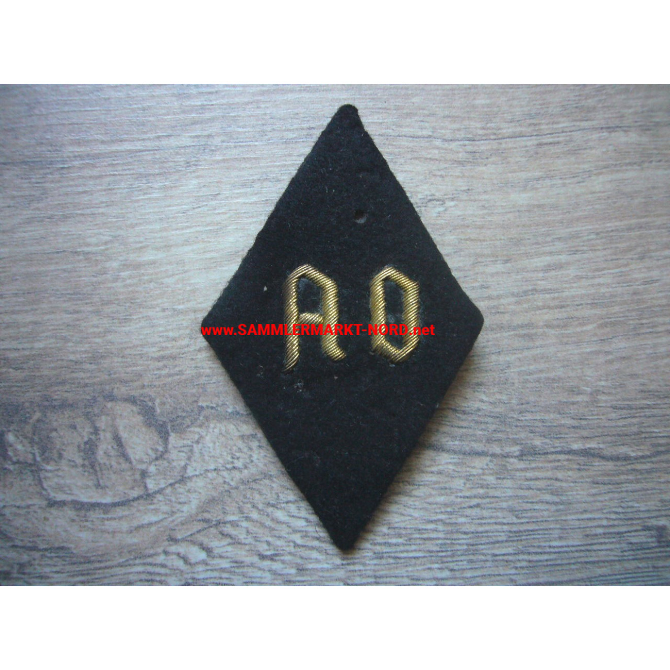 Sleeve rhombus for members of the NSDAP foreign organization "AO"