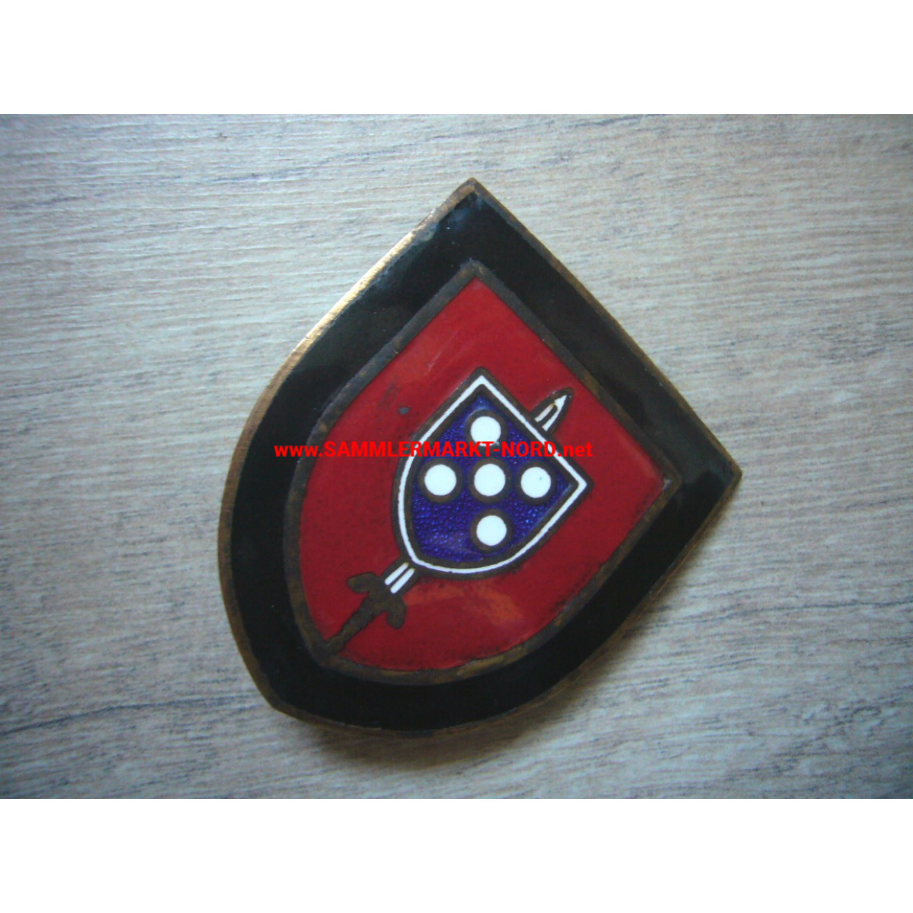 Unknown division insignia / troop insignia