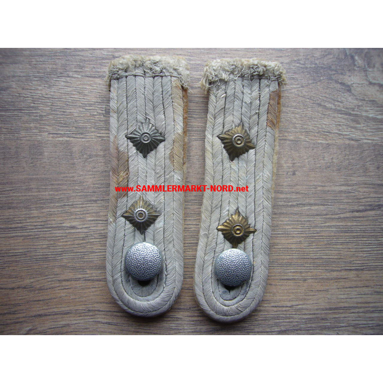 Wehrmacht Infantry - Pair of Shoulder Boards First Lieutenant