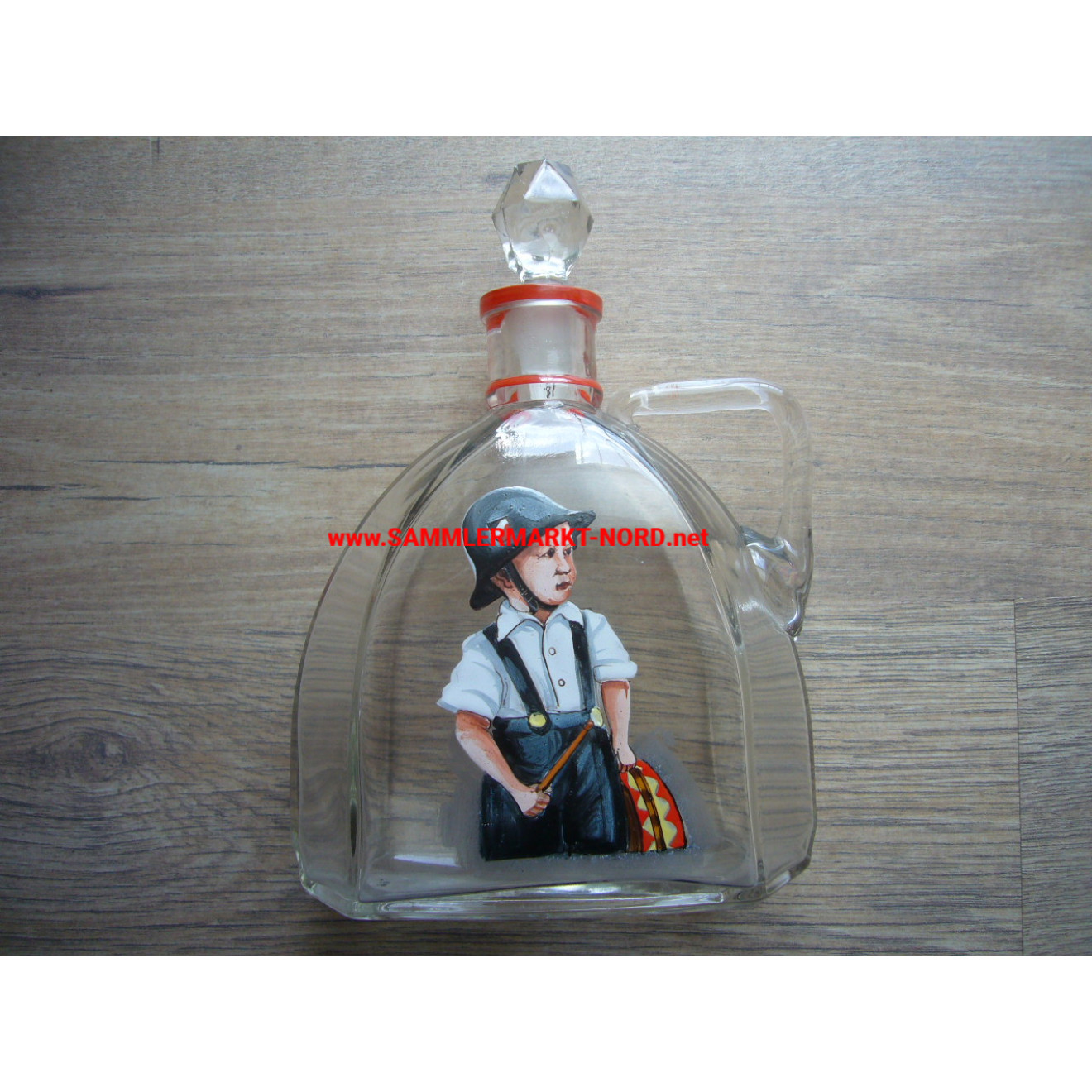 Glass carafe - child with steel helmet and drum