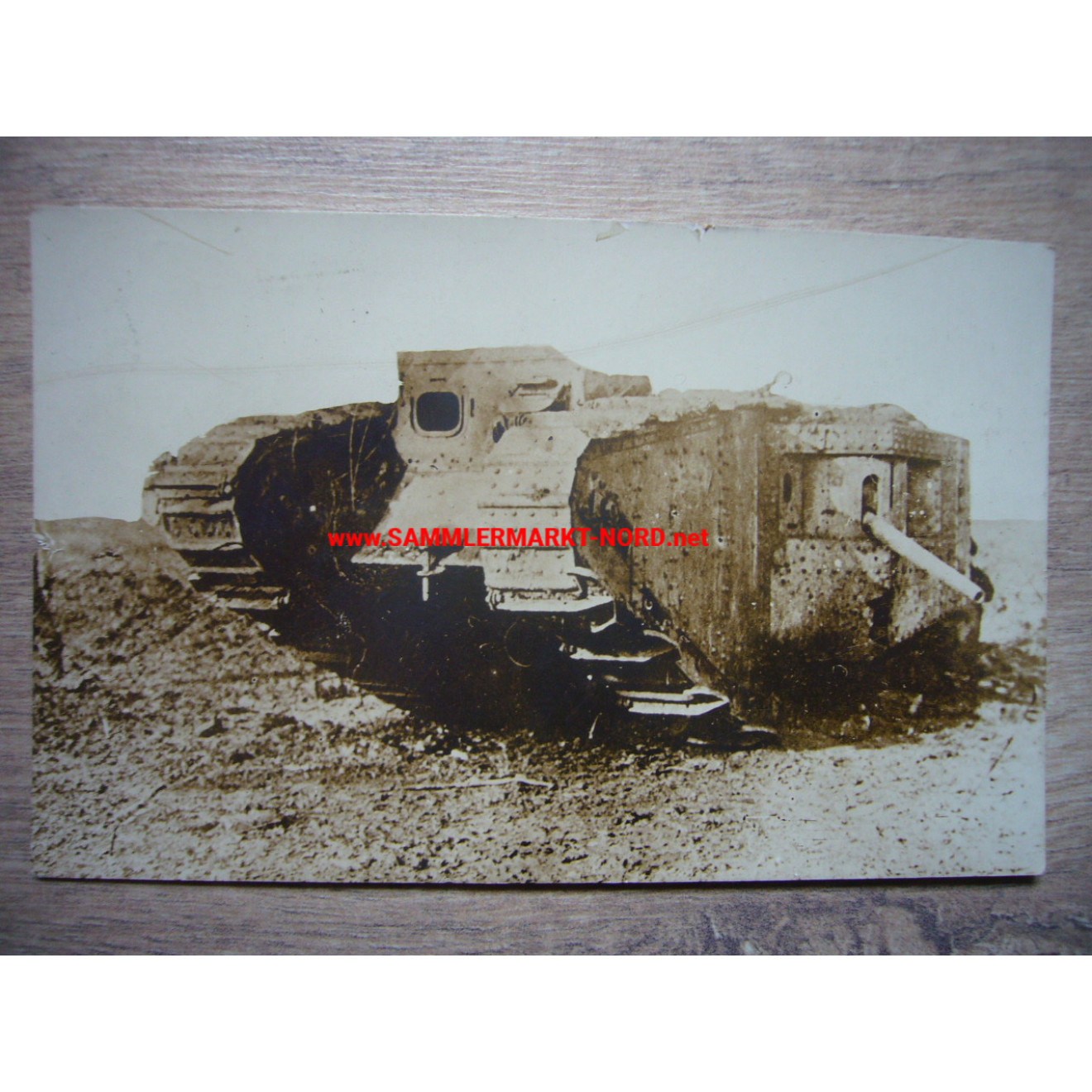 Foto 1. Weltkrieg - französischer Panzer