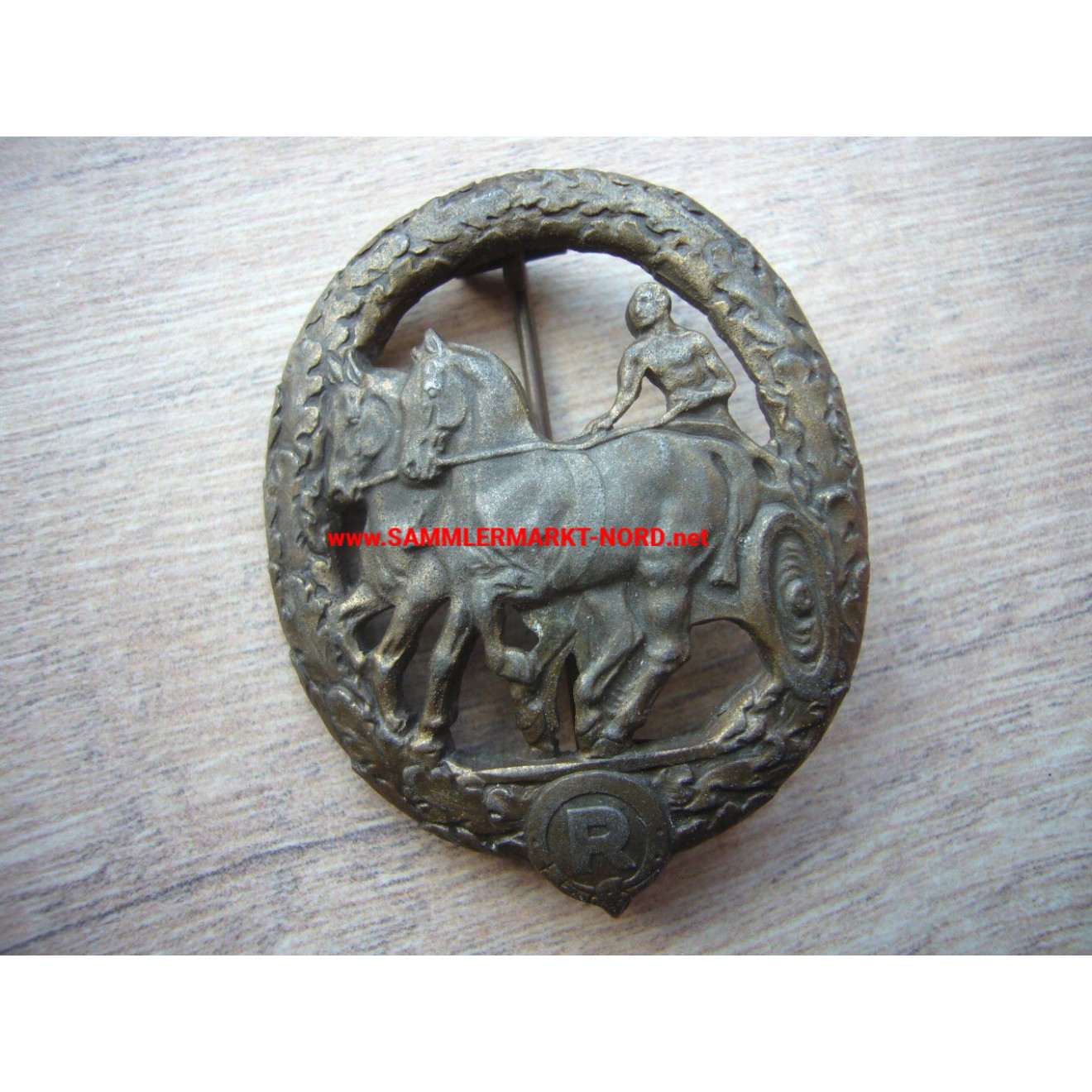 German Horse Driver´s Badge in Bronze - Lauer, Nürnberg