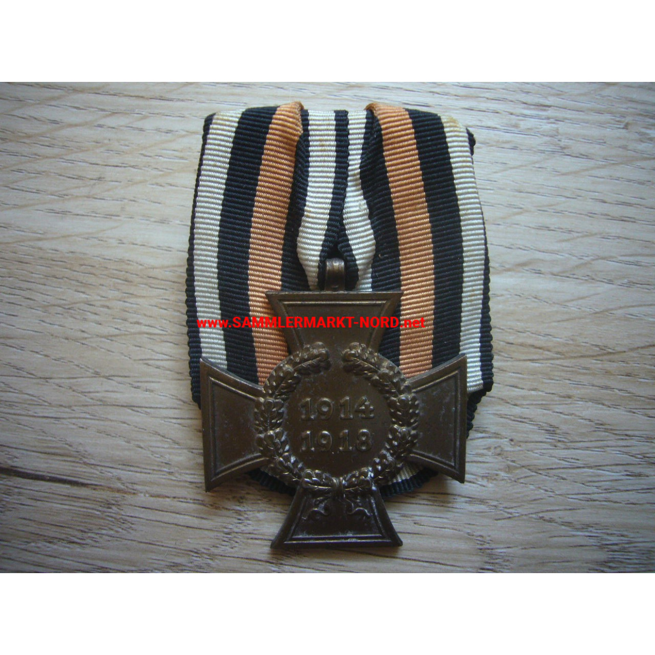 Hindenburg Cross for War Participants 1914 - 1918 on single clasp