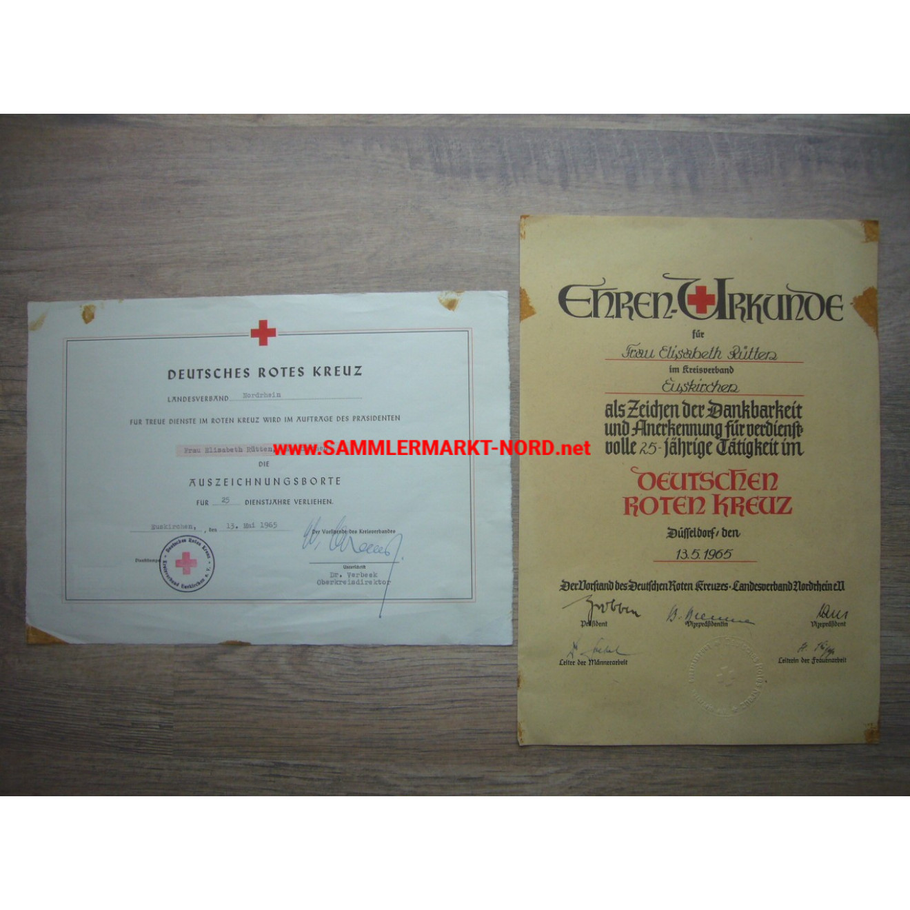DRK Red Cross - Nordrhein e.V. - Group of certificates for a woman