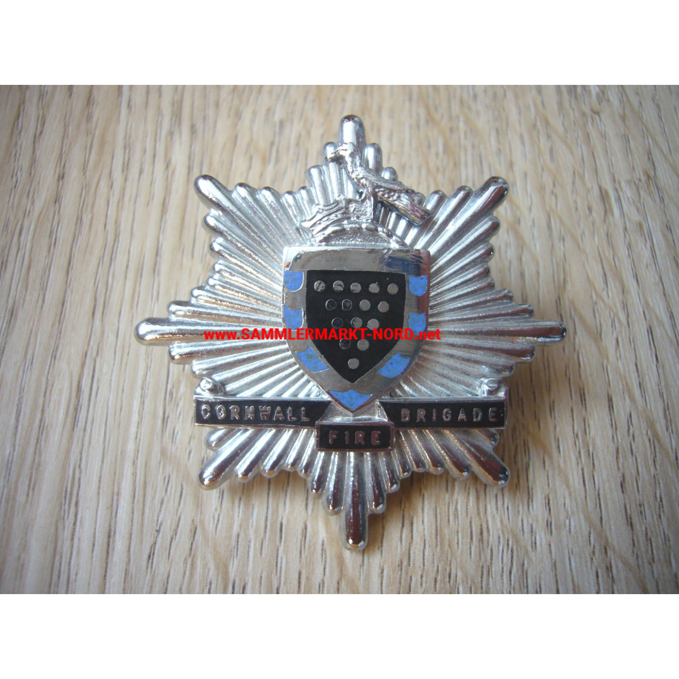 Großbritannien - Feuerwehr Mützenabzeichen - Cornwall Fire Brigade