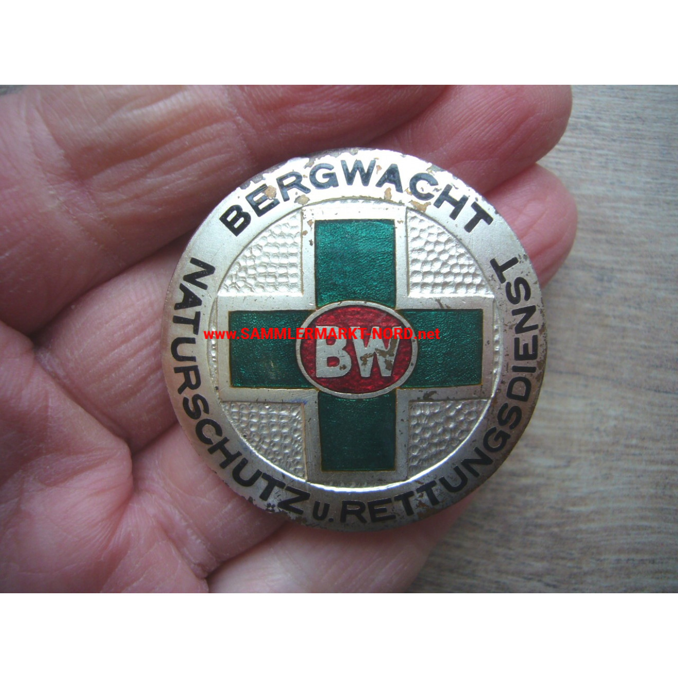 BW Bergwacht - Nature Conservation and Rescue Service - Large Service Badge (969)
