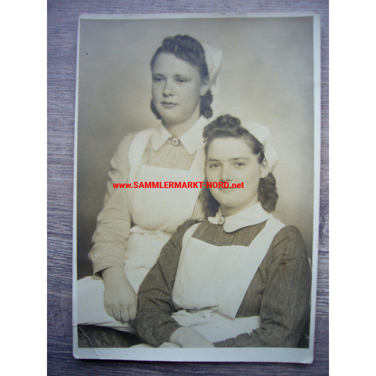 DRK Red Cross - two nurses with service brooches - Kiel