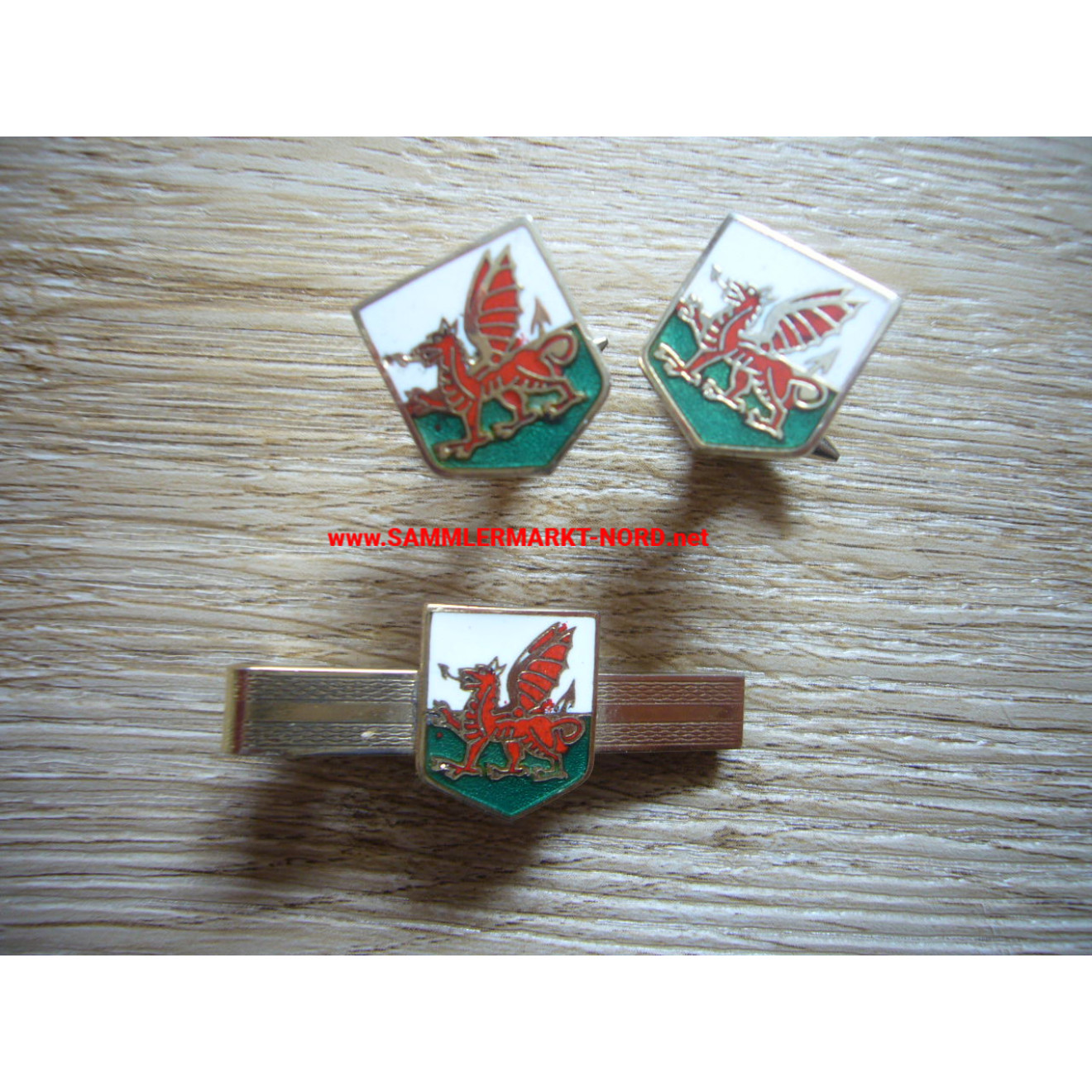 Great Britain - Wales - Cufflinks & tie pin