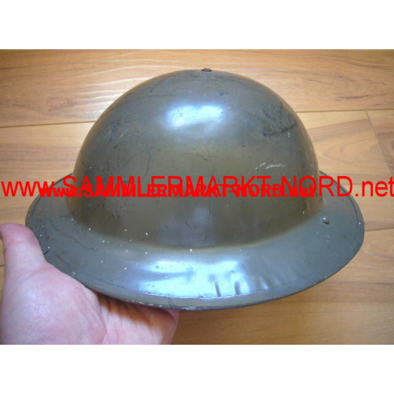 English steel helmet (1941)