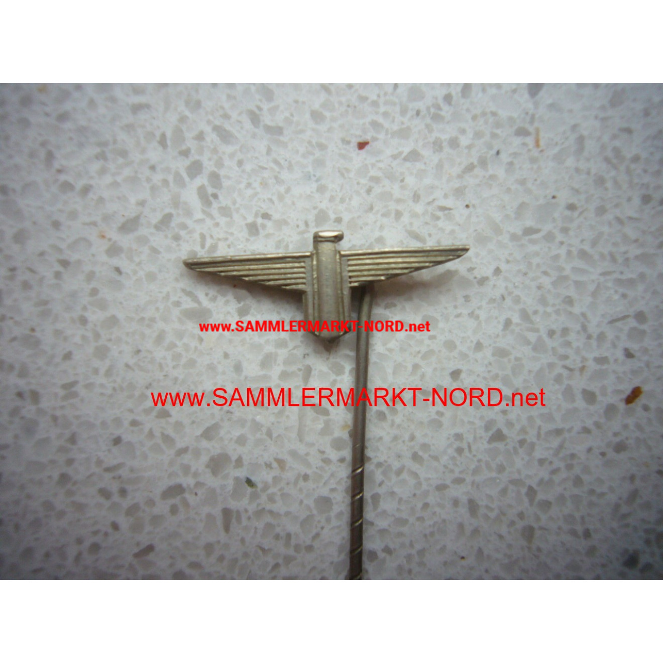 Adlerwerke AG (automobile) - Company needle