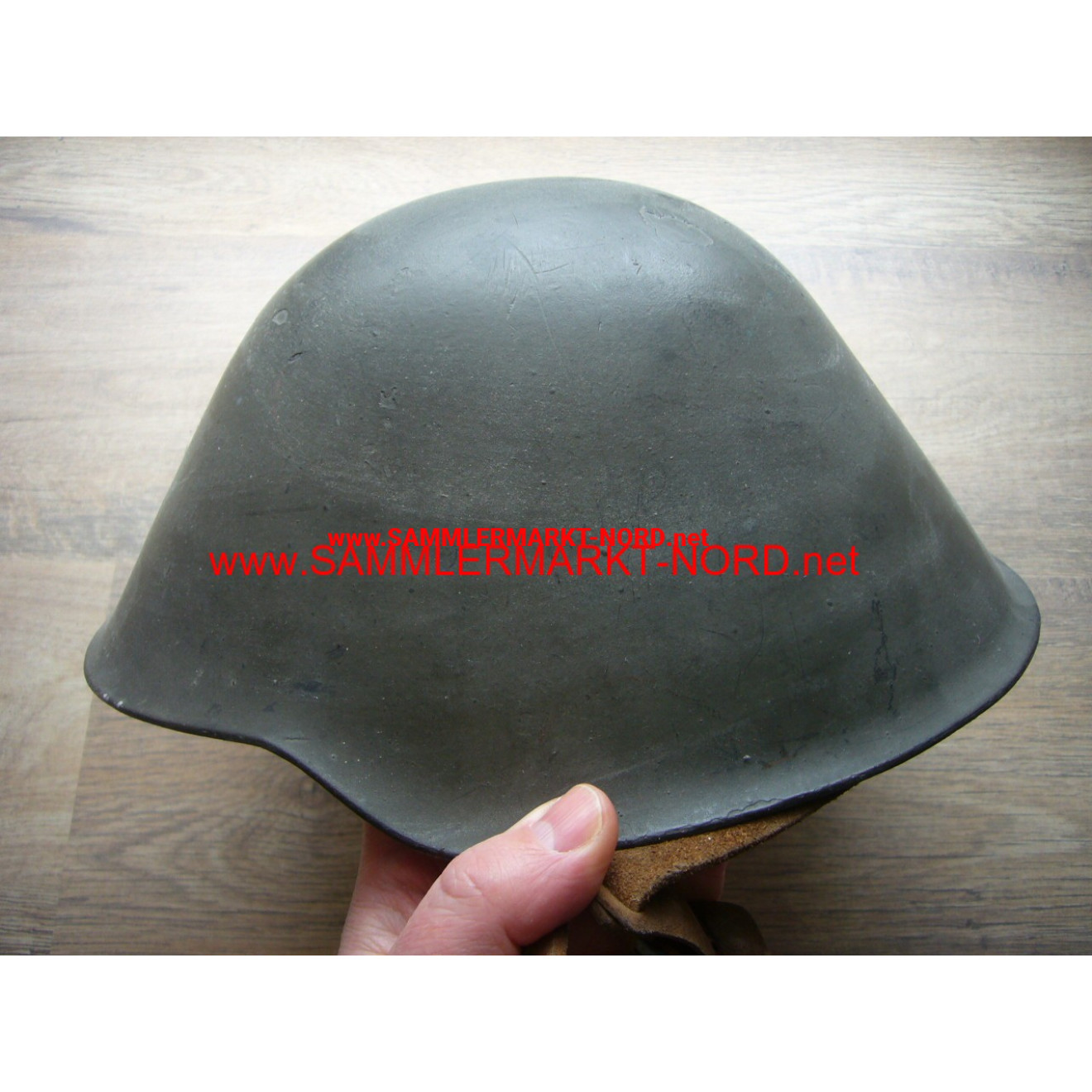 Nationale Volksarmee (NVA) - Steel helmet