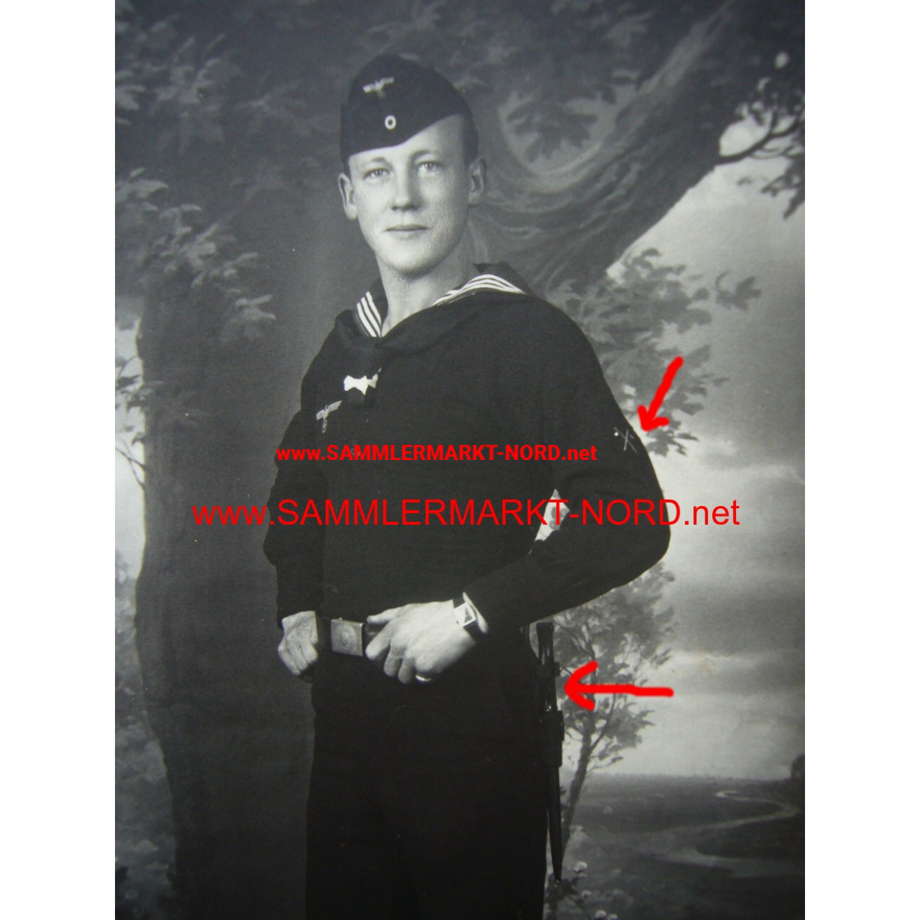 Kriegsmarine sailor with bayonet