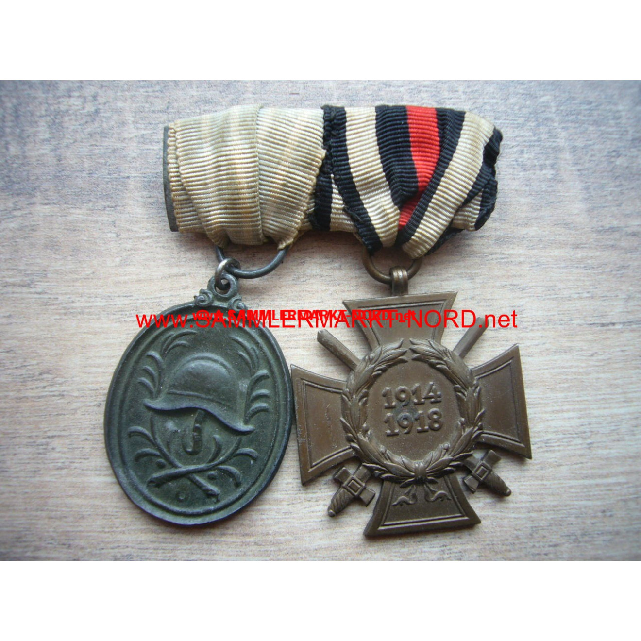 Medal clasp - Bavaria fire department badge & Hindenburg Cross