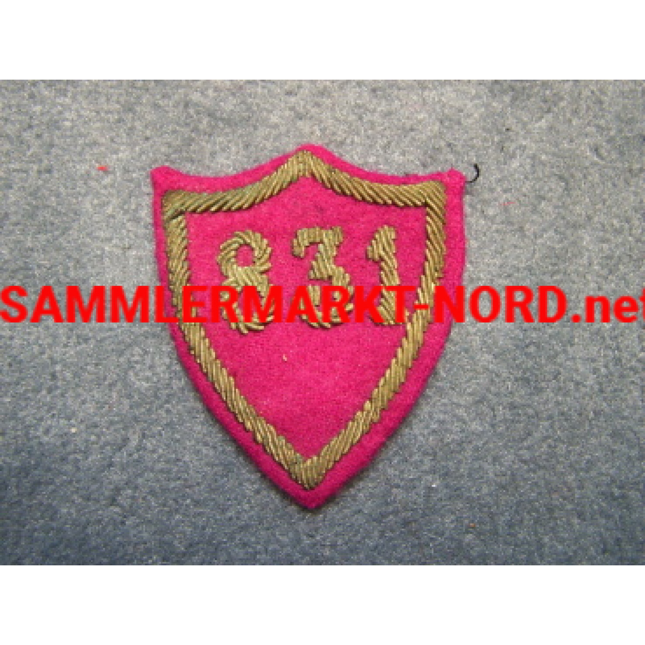 France - Uniform badge
