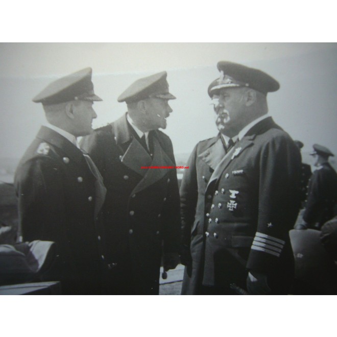 Großadmiral Raeder, Admiral Richard Foerster, Admiral Raul Mewis und ...