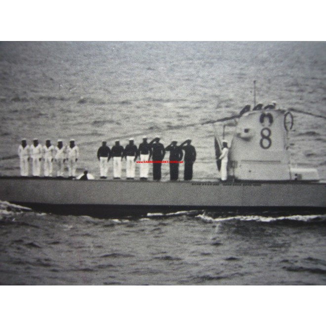 Kriegsmarine - Submarine U 8 with assembled crew, Sammlermarkt-Nord ...