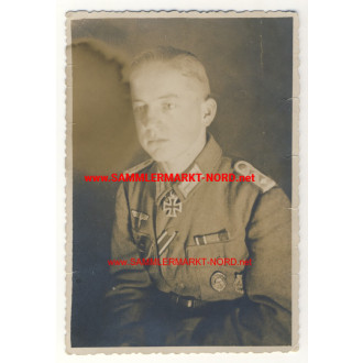 Hauptmann Erich Schoberberger (?) with Knight Cross of the Iron 