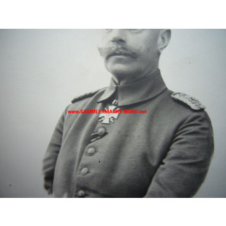 Oberst Carl Winteler mit Halskreuz (Roter Adler Orden?)