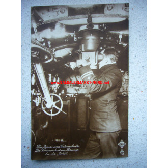 Unterseeboot - Kommandant am Periskop - Postkarte