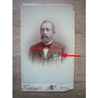Kabinettfoto - Kämpfer 1870/81 mit Ordenspange