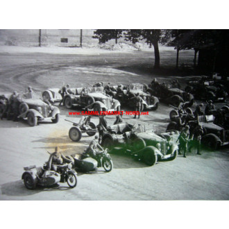 Wehrmacht passenger cars with Pak & motorcycles