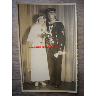 Kriegsmarine - sailor with cap title liner Hessen