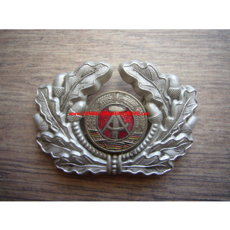 GDR - early NVA cap badge (similar to Wehrmacht)