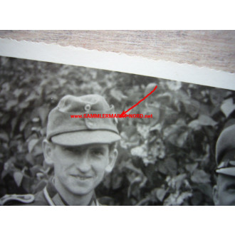 Wehrmacht Feldwebel with cap badge (division) and cuff title Africa