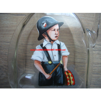 Glass carafe - child with steel helmet and drum