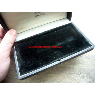Large presentation case for medal clasp - loyalty for loyalty 1914/1918