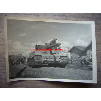 Russia 1943 - tank combat vehicle IV Tiger - Photo