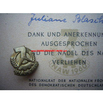 DDR - Urkunde & Abzeichen NAW Nationales Aufbauwerk 1960