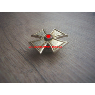 Iron Cross 1939 - Miniature with push button