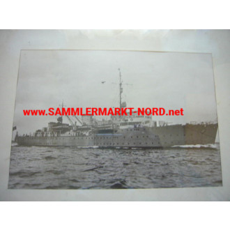 Photo war navy supply ship + commander flag