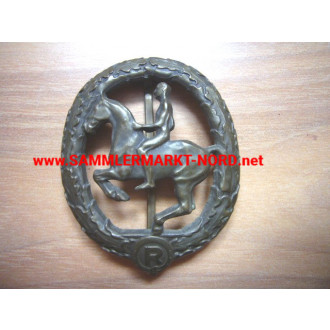 German Horseman´s Badge in Bronz with Case of Issue