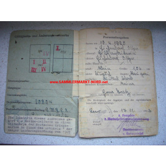 Kriegsmarine - Identity card for naval auxiliaries (woman)