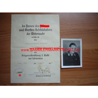 Verleihungsurkunde zum Kriegsverdienstkreuz 2. Klasse mit Schwer
