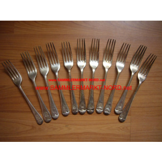 Great Britain - N.A.A. Navy Army Air Force Institute - 11 x Fork