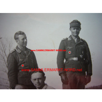 Luftwaffe - Foto zwei Offiziere mit Deutschen Kreuz in Gold