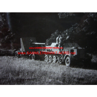 Wehrmacht - armored half truck with 8.8 cm flak