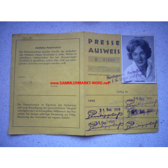 Journalist ID card 1959