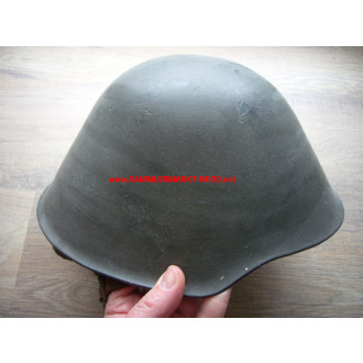 Nationale Volksarmee (NVA) - Steel helmet