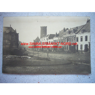 Photo 1916 - BAPAUME France - destruction in the village