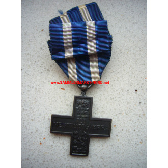 Italy - Croce al merito di guerra (War Merit Cross)
