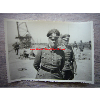 Wehrmacht General in Dunkirk (France)